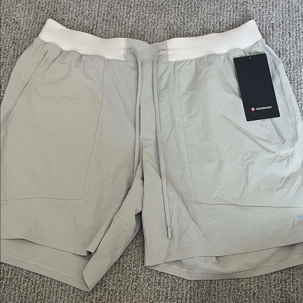 NWT lululemon athletica Men's Shorts
